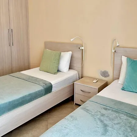 Blue Spacious Sea View *