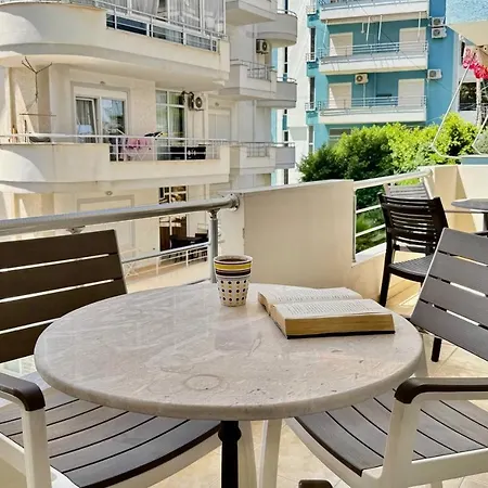 Blue Spacious Sea View *