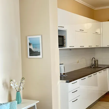 Blue Spacious Sea View Apartment *