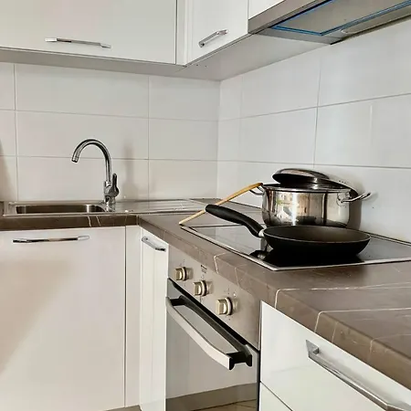 Blue Spacious Sea View דירה *